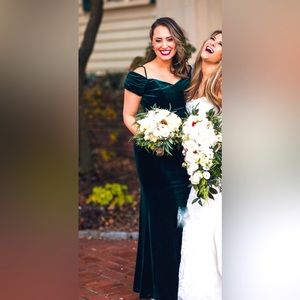 LAUNDRY by Shelli Segal velvet green dress